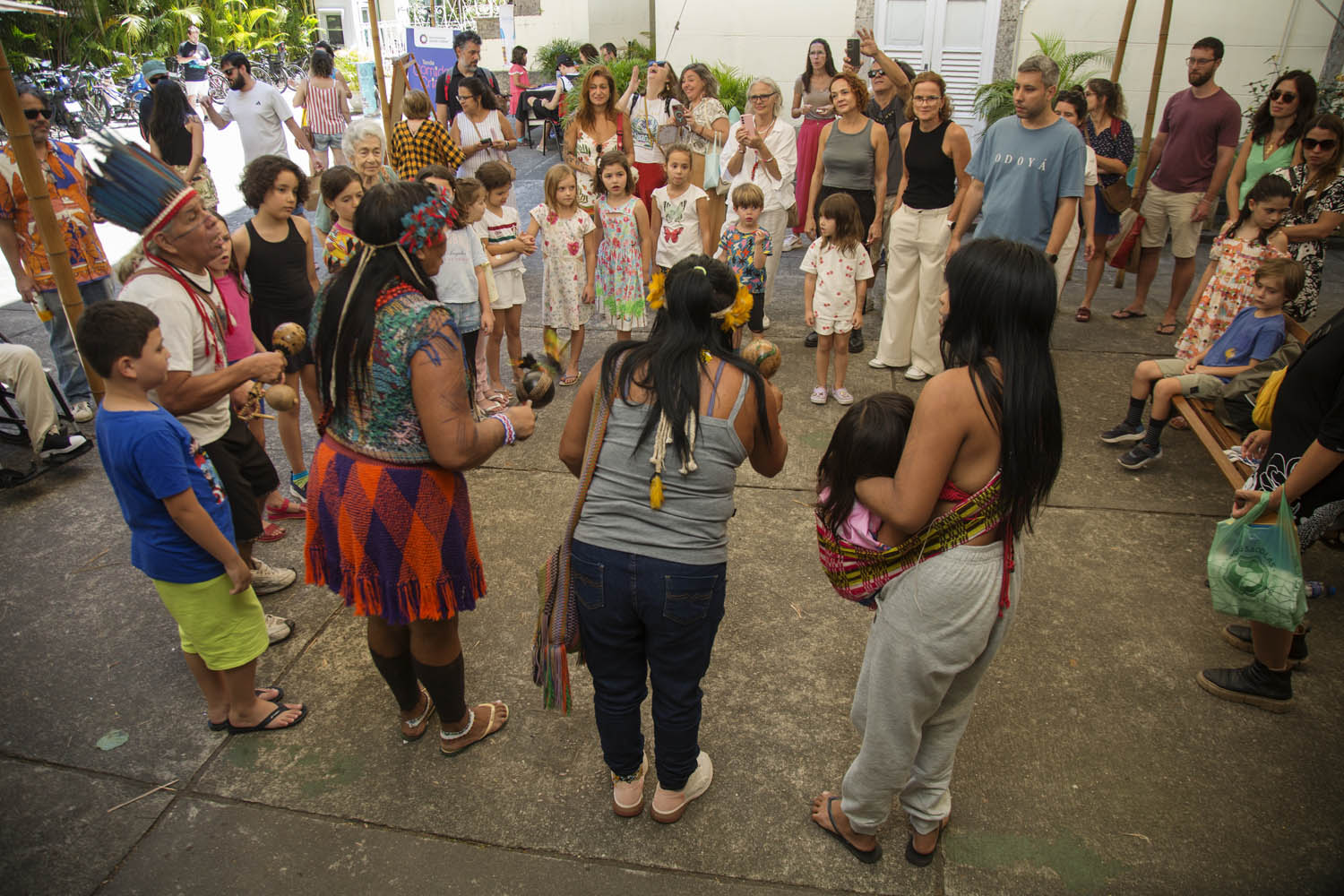 MOSTRA - Semana sobre Crise Climática na escola Edem. Mostra dos trabalhos dos alunos para pais e comunidade Edem.RJ, 25.10.2025foto: Eduardo Martino/ Andréa Testoni (Zuppa Filmes)